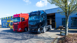 20260329-Tom-Holding-00290